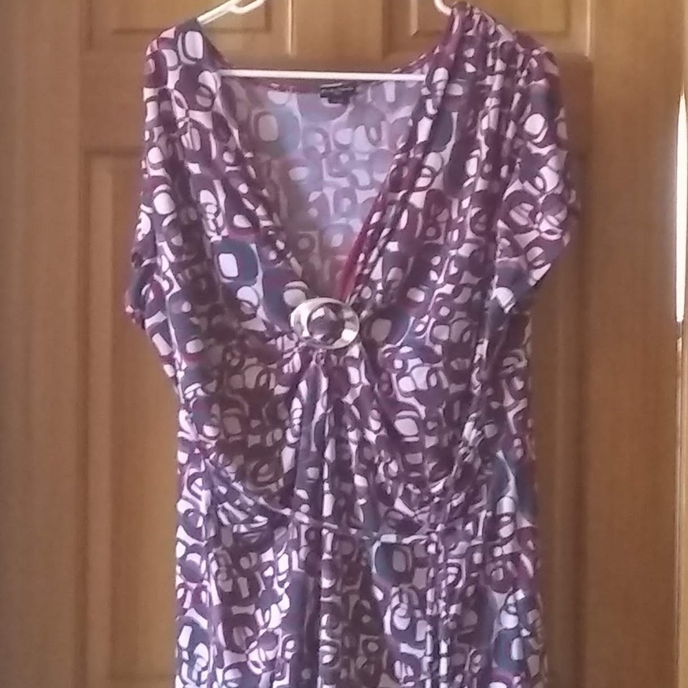 Short sleeve top, ties in the back.